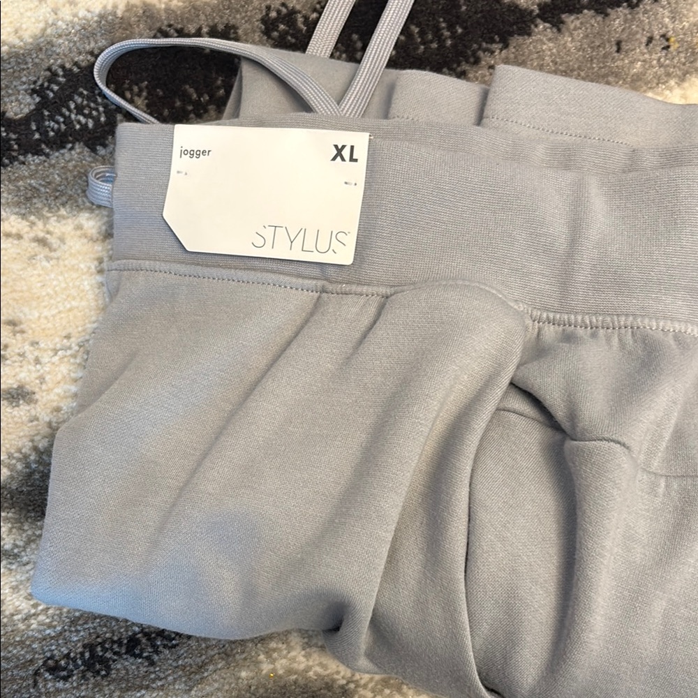 Men’s XL joggers